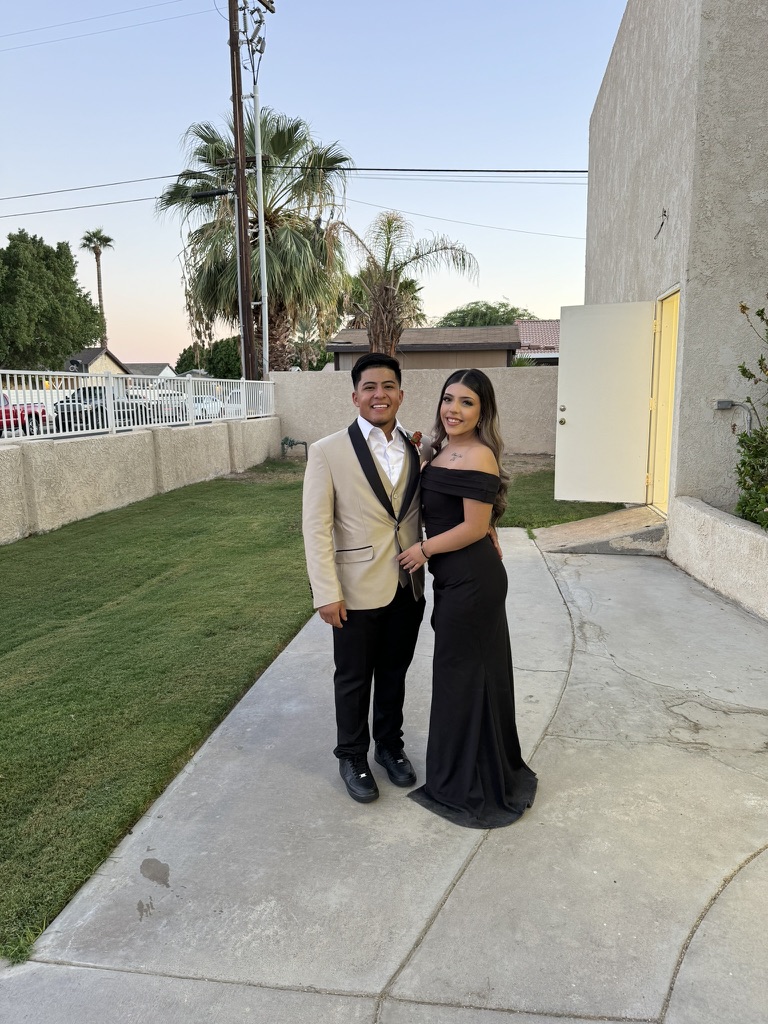 Kassandra and Jacob captured moment 6