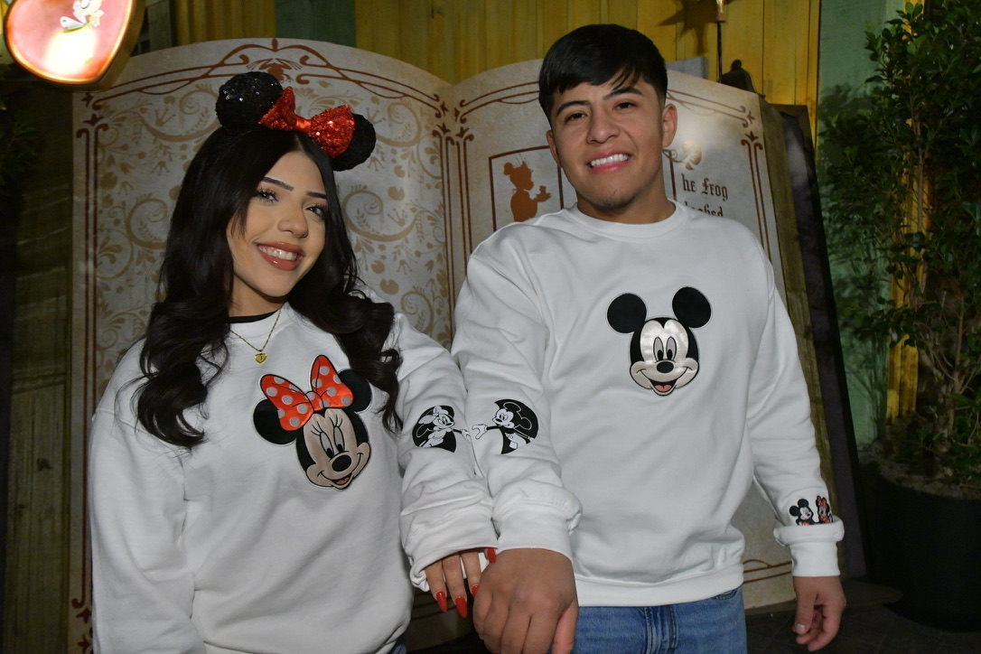 Kassandra and Jacob captured moment 5